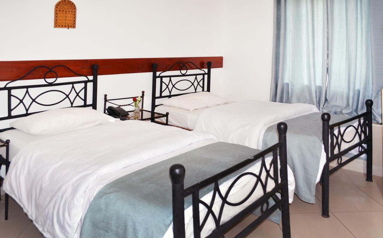 Arusha Naaz Hotel Nkoanrua ภายนอก รูปภาพ